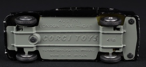 Corgi toys 418 austin taxi ff332 base