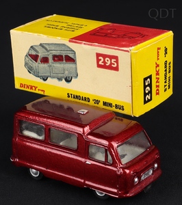 Indian dinky toys 295 standard 20 mini bus ff369 front