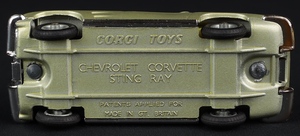 Corgi toys 310 chevrolet corvette sting ray ff397 base