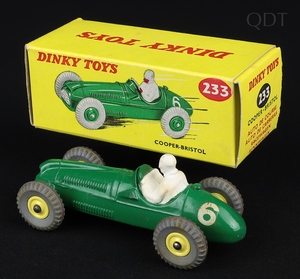 Dinky toys 233 cooper bristol ff711 back