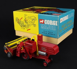 Corgi major toys 1111 massey ferguson combine harvester ff792 back