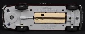 Spot on models 260 rolls royce phantom v gg173 base