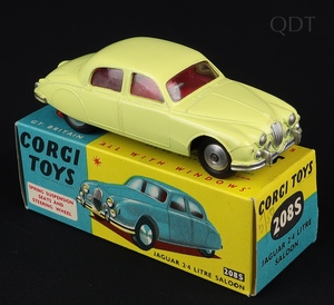 Corgi toys 208s jaguar 2.4l saloon gg261 front