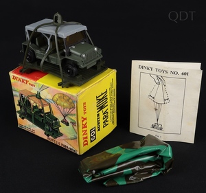 Dinky toys 601 austin para moke gg281 front