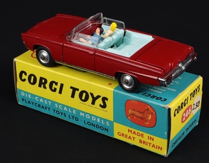Corgi toys 246 chrysler imperial gg309 back