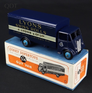 Dinky toys 514 lyons swiss rolls guy van gg412 front