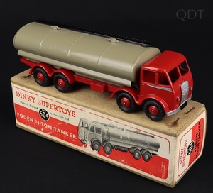 Dinky supertoys 504 foden tanker gg427 front