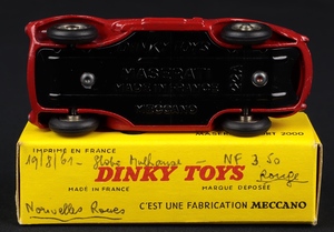 French dinky toys 505 maserati sport 2000 gg467 base