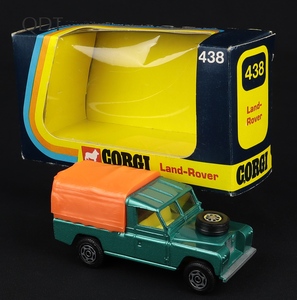Corgi toys 438 land rover gg603 front