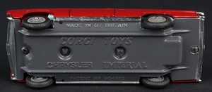 Corgi toys 246 chrysler imperial gg622 base