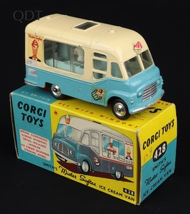 Corgi toys 428 smith's mister softee ice cream van gg651 front