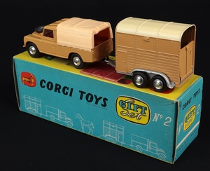 Corgi toys gift set 2 land rover rice's pony trailer gg652 back