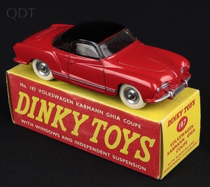Dinky toys 187 volkswagen karmann ghia coupe gg681 front