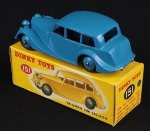 Dinky toys 151 triumph 180 saloon gg804 back