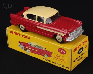 Dinky toys 174 hudson hornet sedan gg915 front