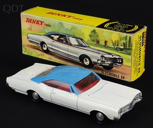 Dinky toys 57:004 oldsmobile 88 gg919 front