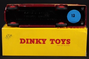 Dinky toys 280 luxury coach gg947 base