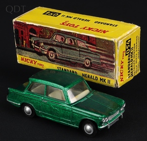 Nicky dinky toys 054 standard herald mk ii hh12 front
