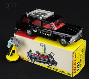 Dinky toys 281 pathe news camera car hh87 front