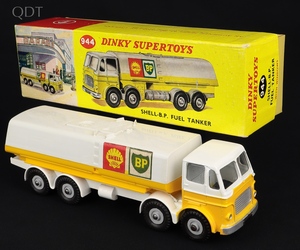 Dinky supertoys 944 shell bp fuel tanker hh436 front