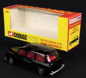 Corgi toys 418 austin taxi hh495 back