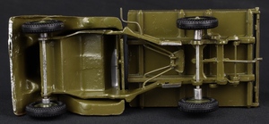 Britains 1334 army lorry with driver hh663 base