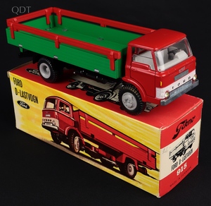 Tekno 915 ford d series truck hh718 front