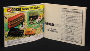 Corgi toys catalogue dispenser 1973 cc452 inside