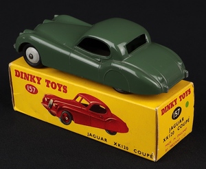 Dinky toys 157 jaguar xk120 coupe hh926 back