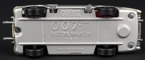 Corgi toys 271 james bond aston martin hh930 base