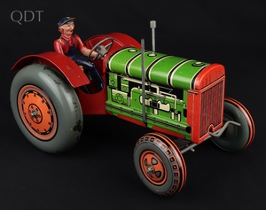 Mettoy tractor hh981 front