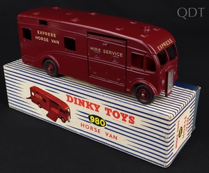 Dinky toys 980 horse van hh990 front