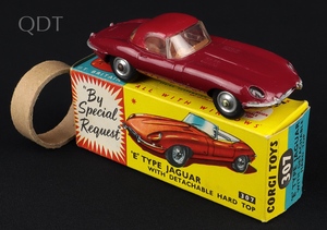 Corgi toys 307 e type jaguar jj300 front