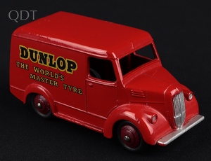 Dinky toys 31b trojan van dunlop jj496 front