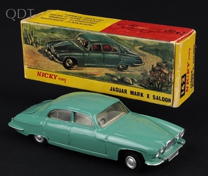 Nicky dinky toys 142 jaguar mark x saloon jj562 front
