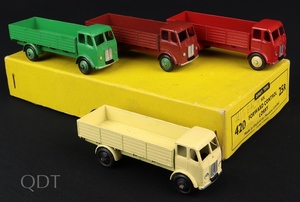 Shopkeeper's dinky trade box 25r 420 forward control lorry jj607 front
