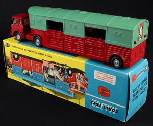 Corgi toys 1130 chipperfields circus horse transporter jj690 back