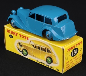 Dinky toys 151 triumph saloon jj747 back