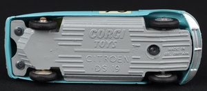 Corgi  toys 323 citroen d.s. 19  'monte carlo' jj815 base