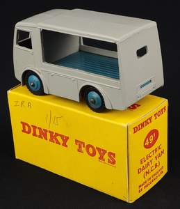 Dinky toys 491 ncb van jj899 back
