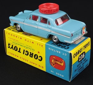 Corgi toys 236 motor school car jj935 back