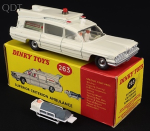 Dinky toys 263 superior criterion ambulance jj975 front