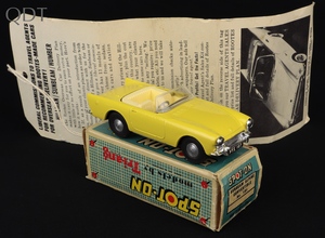Spot on models 191sunbeam alpine convertible kk62 front