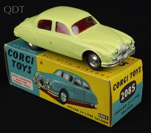 Corgi toys 208s jaguar 2.4 litre saloon kk69 front