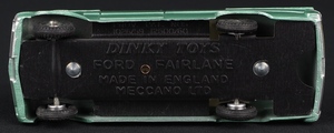 Dinky toys 148 ford fairlane kk79 base