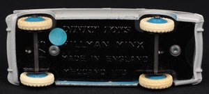 Dinky toys 175 hillman minx saloon kk184 base