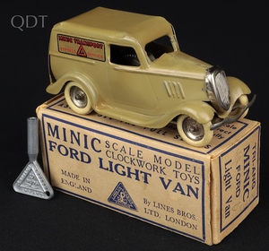 Tri ang minic transport 2m kk206 front