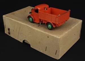 Dinky toys 25m bedford end tipper kk323 back