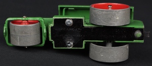 Dinky toys 251 aveling barford diesel roller kk441 base