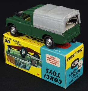 Corgi toys 438 landrover kk467 back